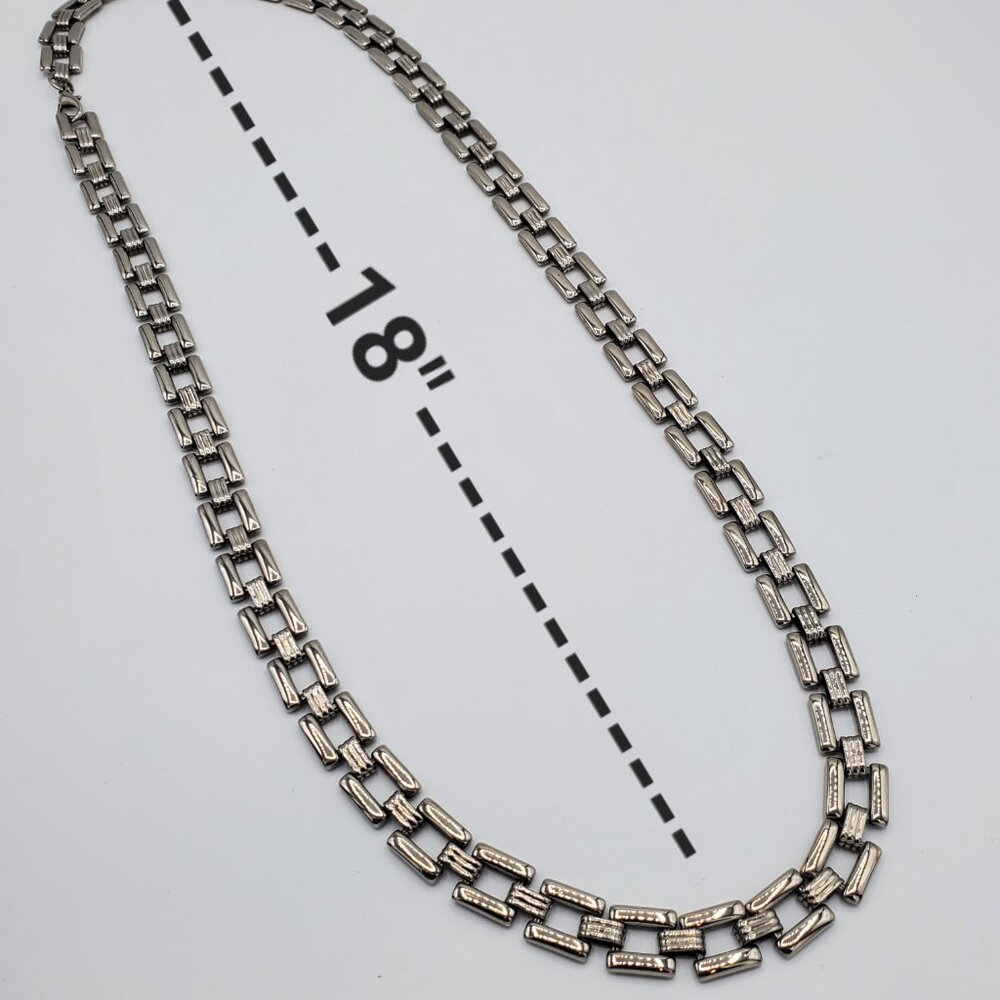 Silver-Tone Rectangular Link Necklace - image 4